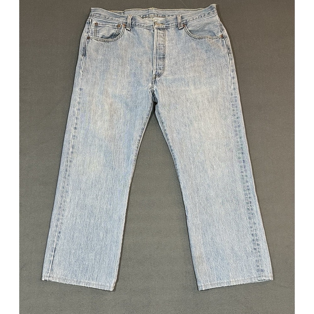 Levi's 501 Jeans Mens Light Wash Blue Denim Button Fly Straight Leg Size 36x30